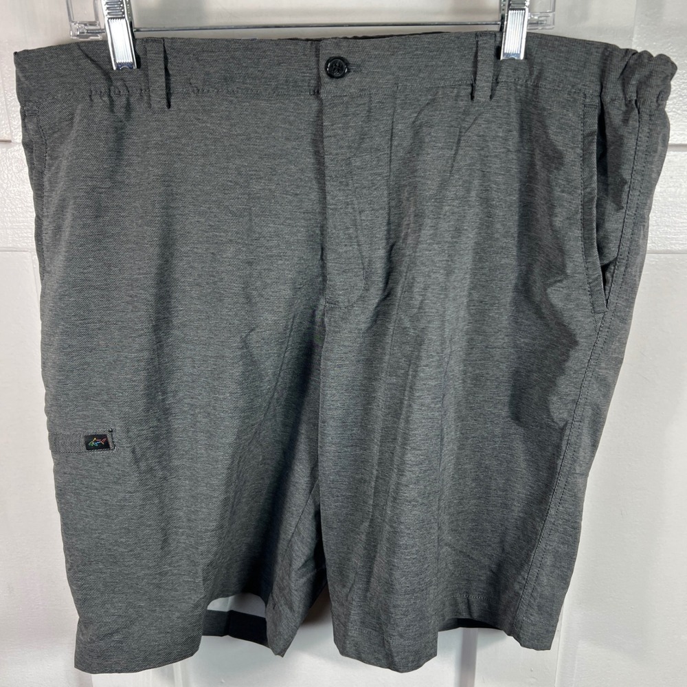 Greg Norman Mens Performance Golf Shorts Charcoal Gray Stretch Size 38 NWT